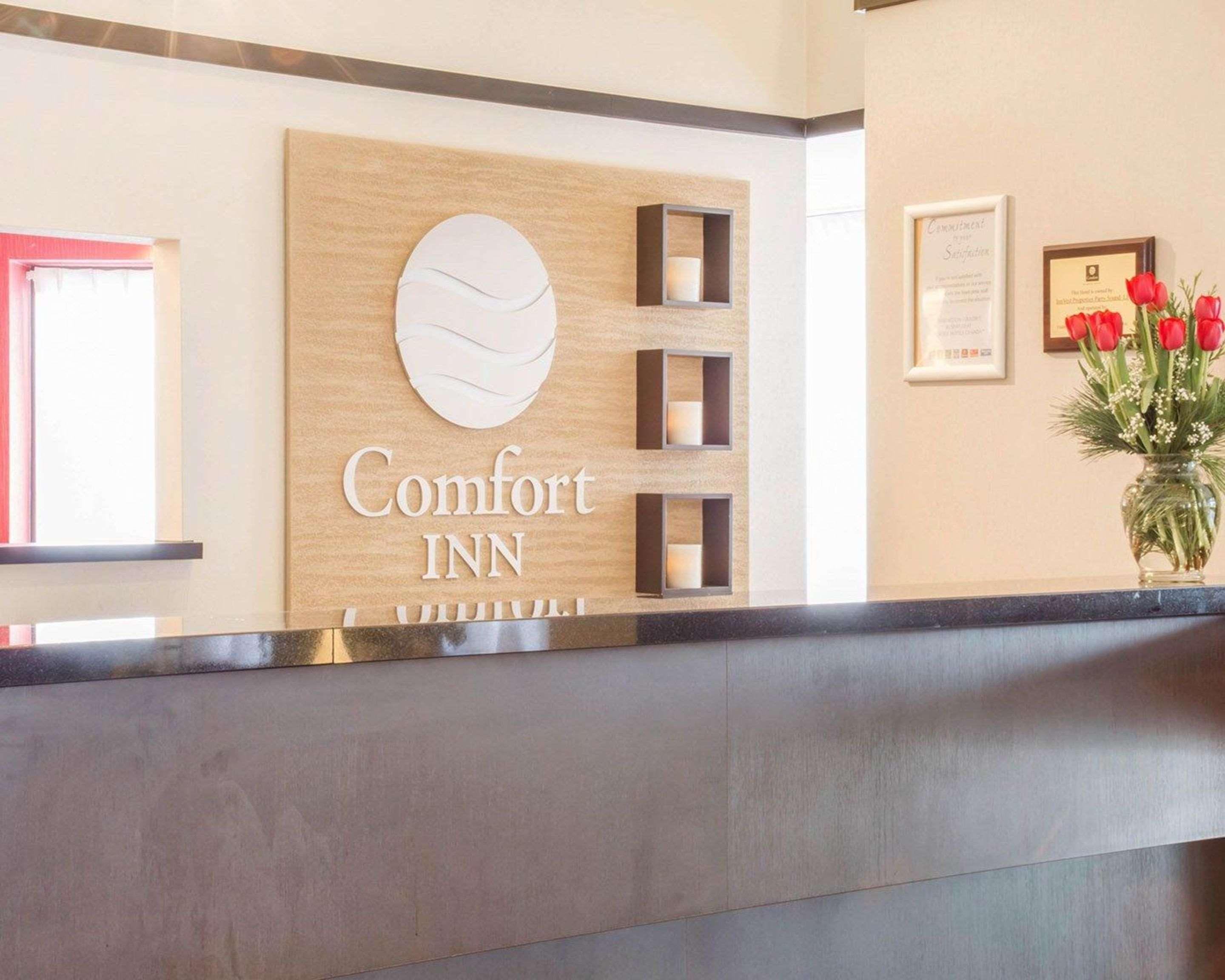 Comfort Inn Пари Саунд Екстериор снимка